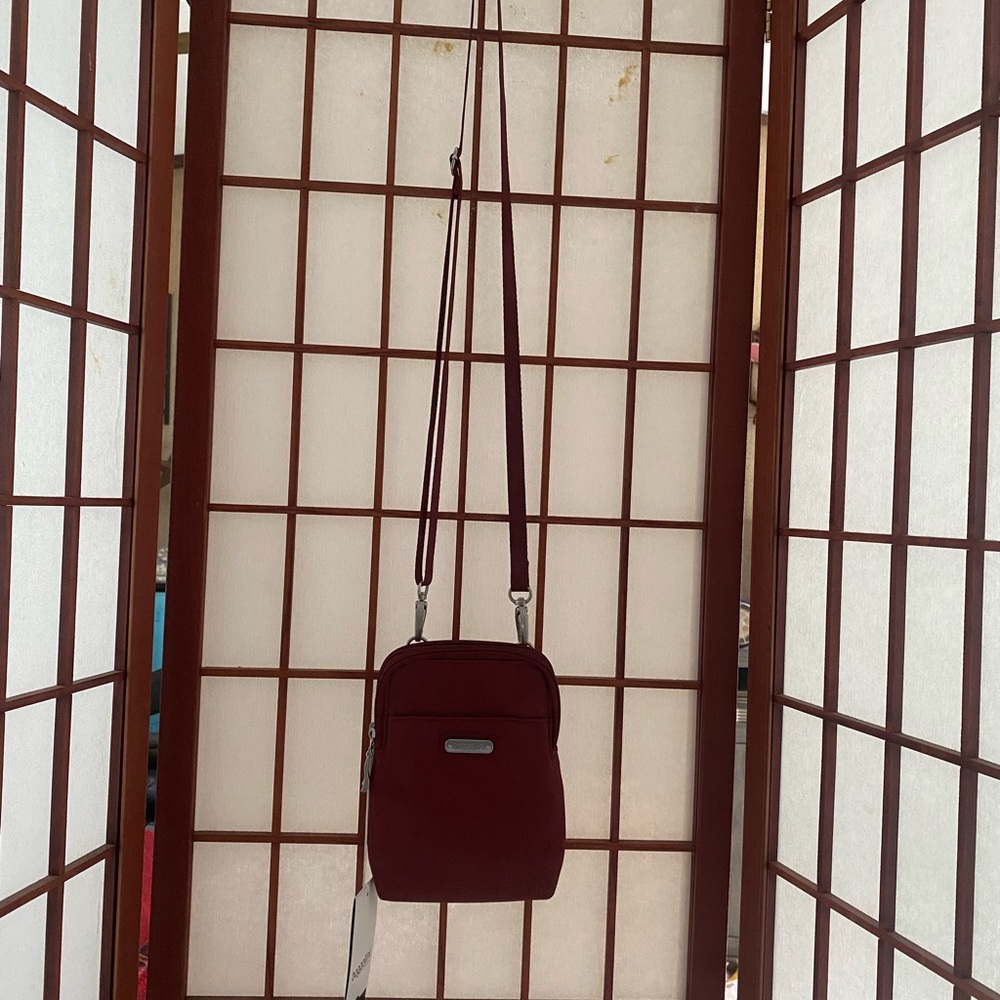 Baggallini Take Two RFID Bryant Crossbody
